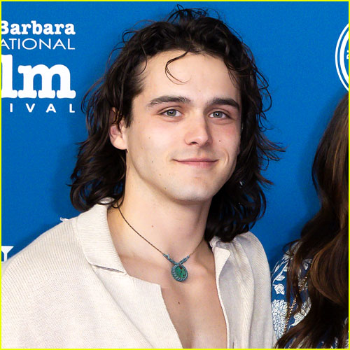 Charlie Gillespie cast in Sidelined 2
