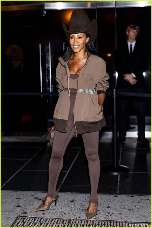 Nike Skims Party