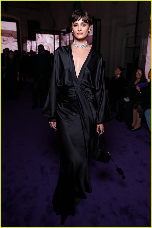 Messika Paris Fashion Week Fotos