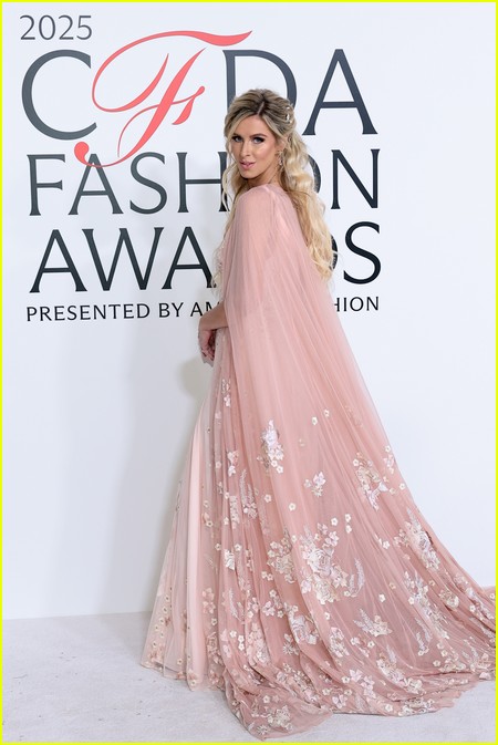 Celebs at CFDA Awards