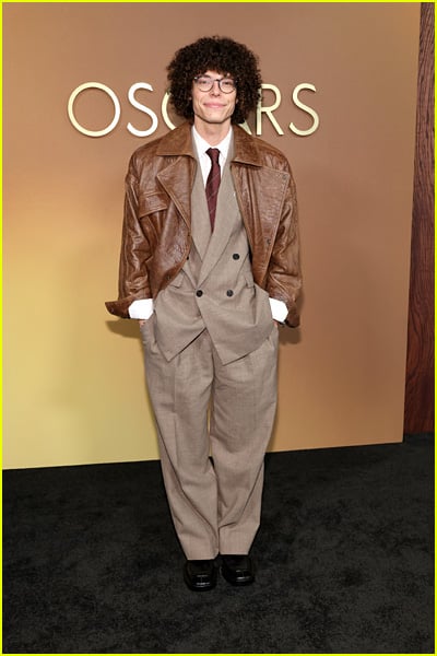 Alexander Skarsgard en los Premios Gobernadores 2025