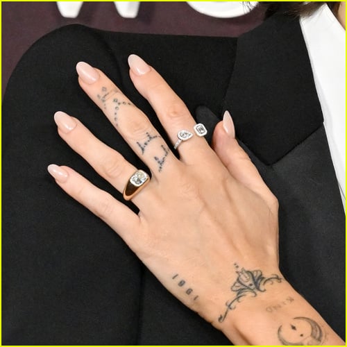 Miley Cyrus ring