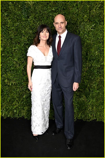 celebridades no jantar pré-bafta de Charles Finch e Chanel