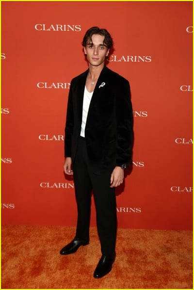 celebridade no evento Clarins