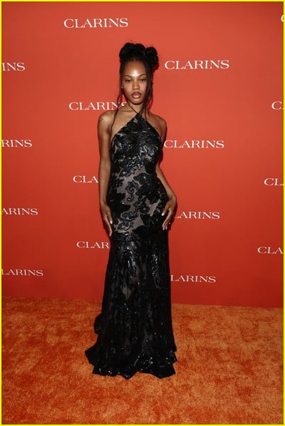 celebridade no evento Clarins