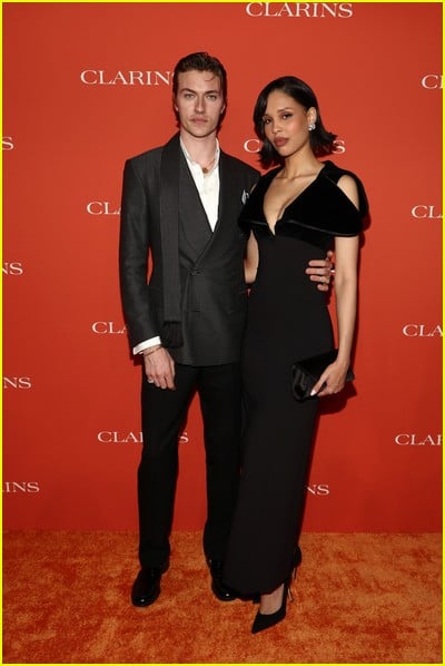 celebridade no evento Clarins