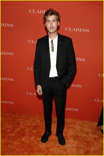 celebridade no evento Clarins