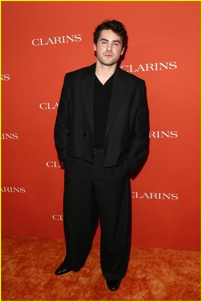 celebridade no evento Clarins