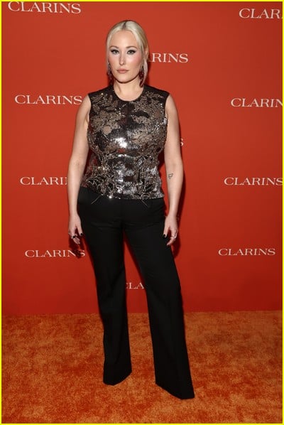 celebridade no evento Clarins