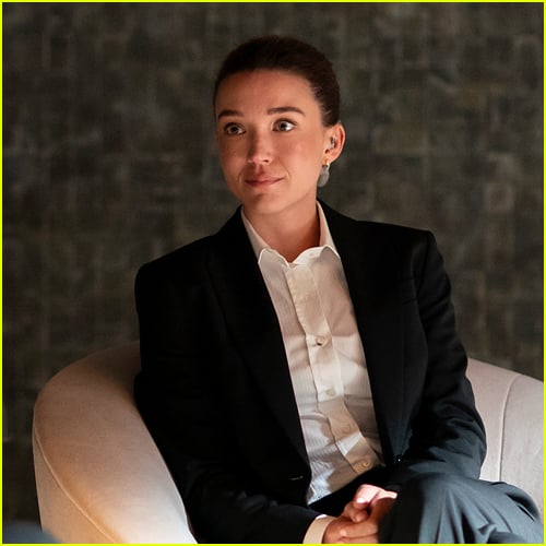 Nicole Brydon Bloom no Paraíso