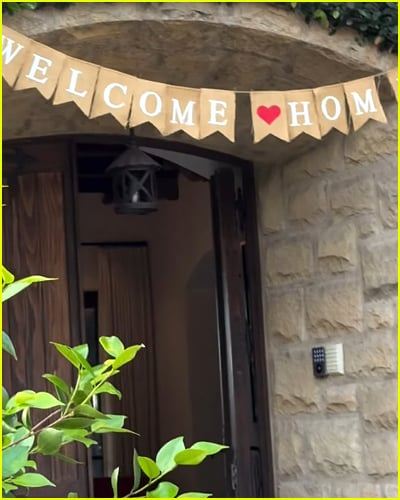 Meghan Markle welcome home banner on instagram story